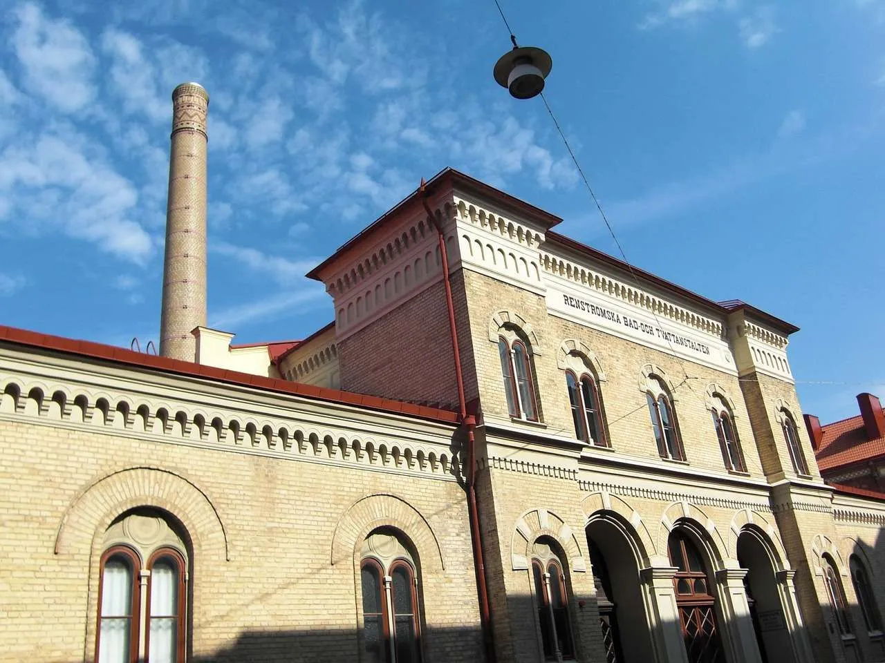 Epdm Roofing Guide: Pros, Types & Installation